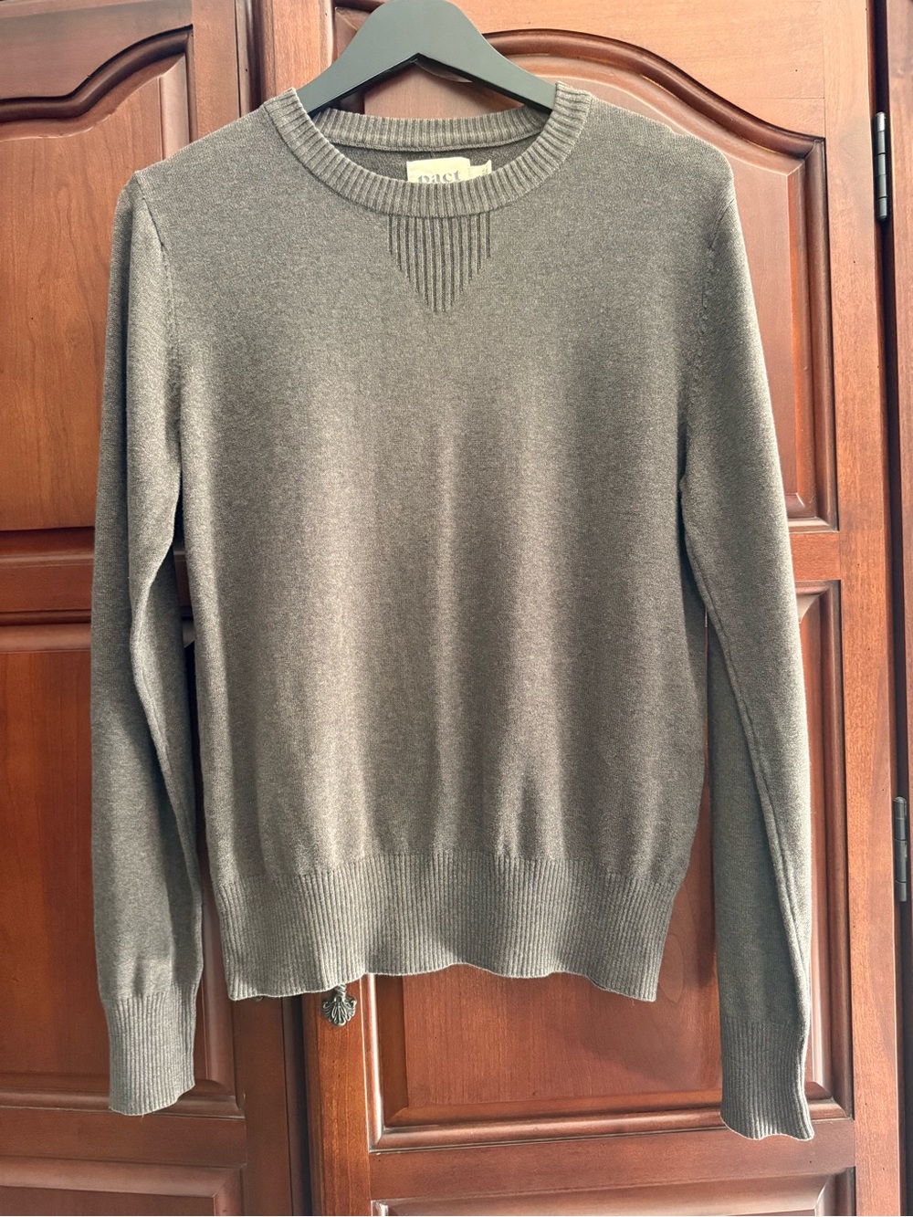 PACT Organic Cotton Classic Fine Knit Crewneck Sweater Taupe Brown Small